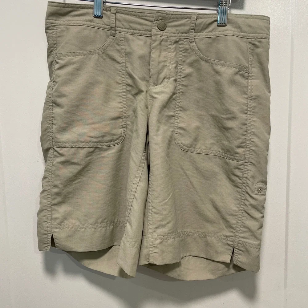 The North Face Womens Khaki Hiking Shorts Size 4 Nylon Blend Utility Outdoor